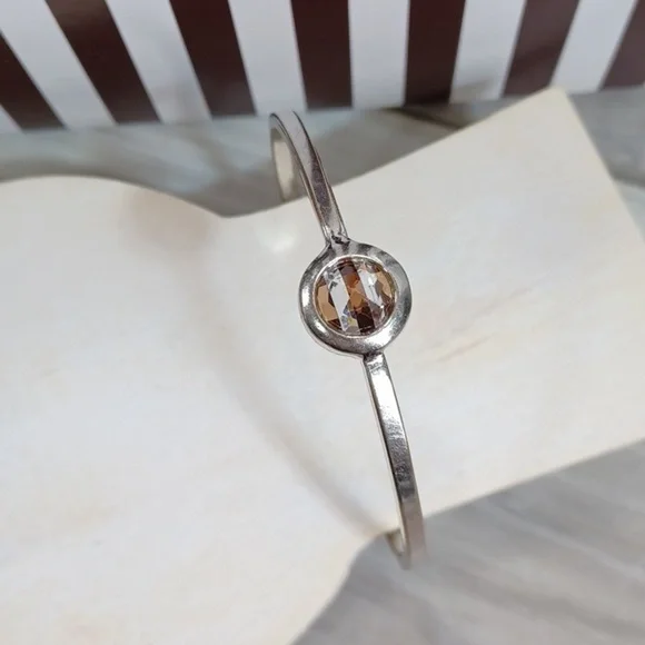 Henri Bendel Bangle - Picture 2 of 6